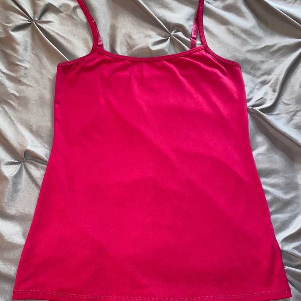 New York and Co magenta cami..like NEW!!